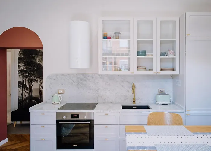 Modern In Cornelia Apartment *
